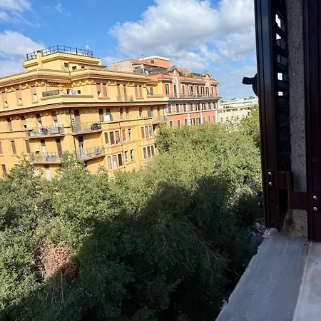 Apartamento Comfy In Roma